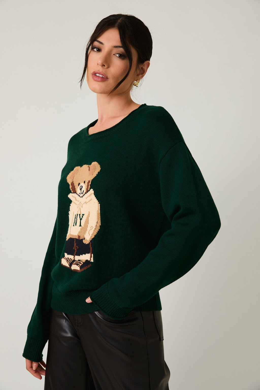 Autumn In The City Bear Sweater - Green